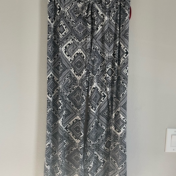 New 2 pice outfit size large - Picture 9 of 10